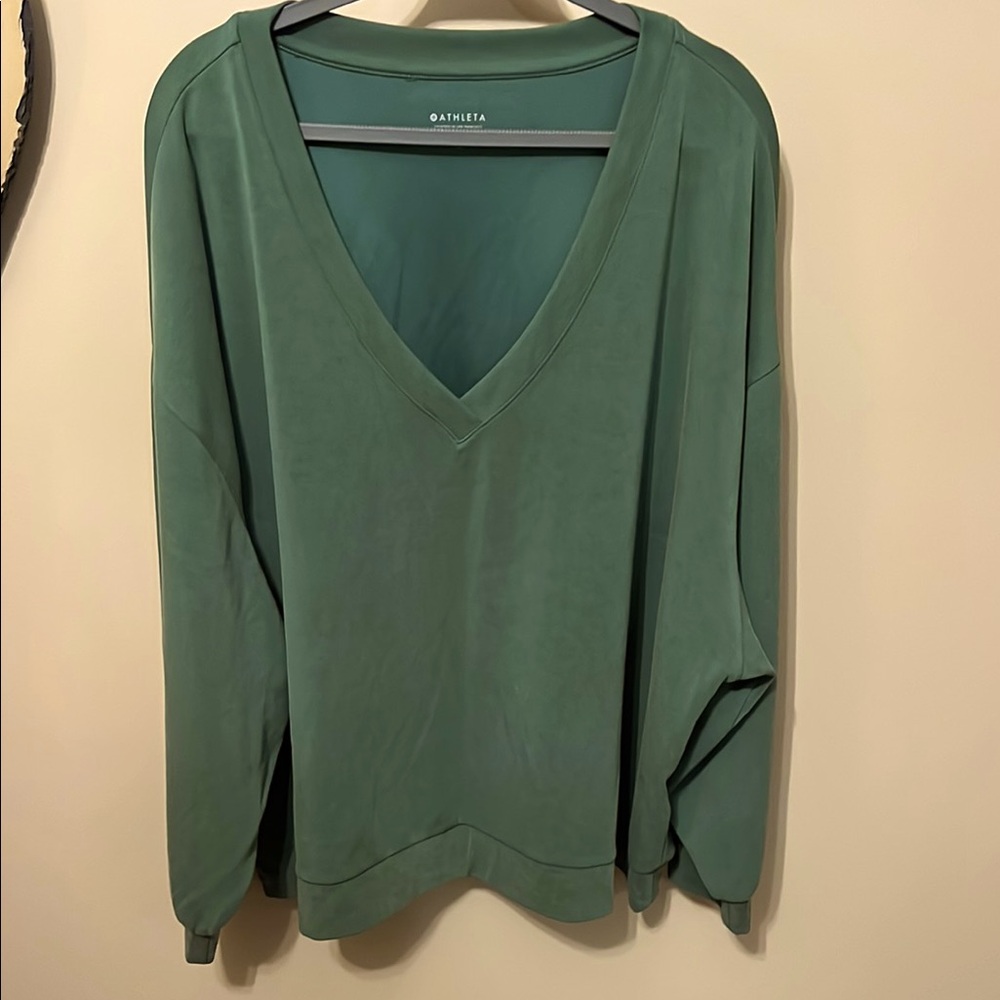 Athleta Sweatshirt Vineyard Green, similar to olive green!!